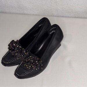 Chic Black Loafers with Beaded Accents size 7.5 women’s